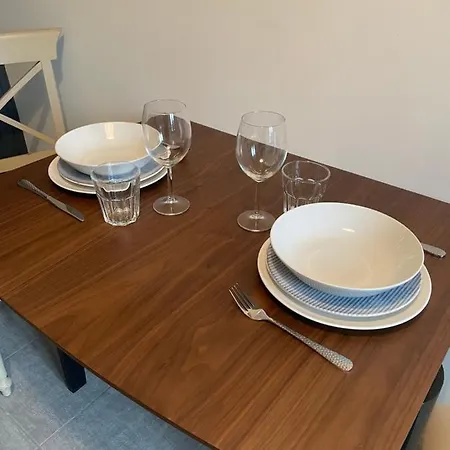 Apartment Avec Balcon Vue Mer, Equipe *